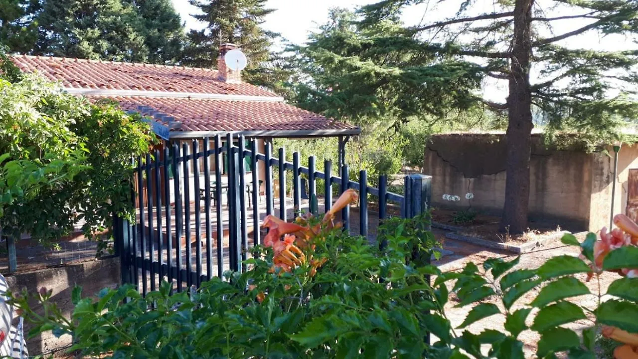 מלון ברונטה A Casa Di Norma בית נופש